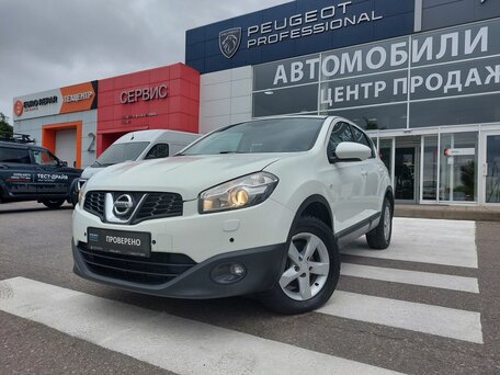 2011 Nissan Qashqai I Рестайлинг, белый, 1090000 рублей, вид 3