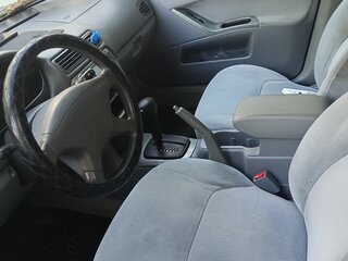 2002 Mitsubishi Galant VIII Рестайлинг, серый, 150000 рублей, вид 5