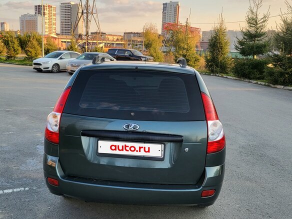 2010 Lada (ВАЗ) Priora I, зелёный, 380000 рублей - вид 12
