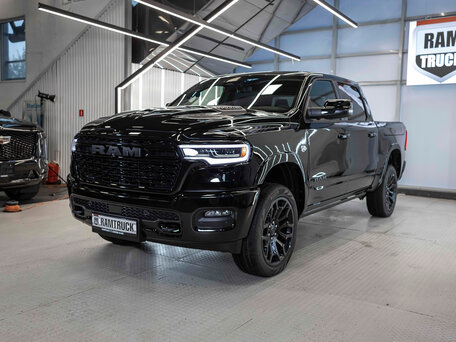 2026 Ram 1500 Crew Cab eTorque V Рестайлинг, чёрный, 11699999 рублей, вид 5