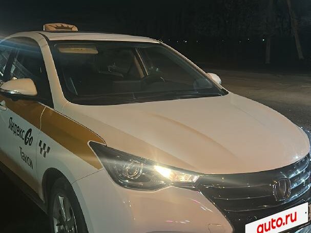 Открыть фотографии: Changan Alsvin