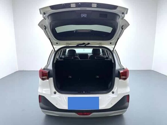 2022 GAC Trumpchi GS3 I, белый, 1040000 рублей - вид 13