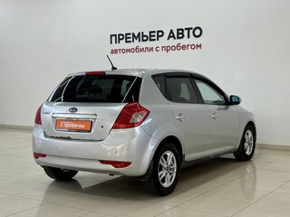 2010 Kia Ceed I Рестайлинг, серебристый, 520000 рублей, вид 4