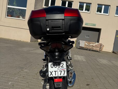 2012 Honda VFR 1200, красный, 1000000 рублей, вид 4