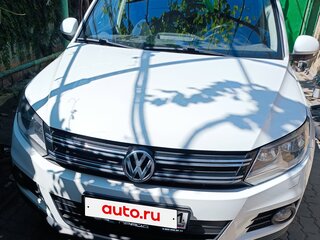 2014 Volkswagen Tiguan I Рестайлинг, белый, 1380000 рублей, вид 1