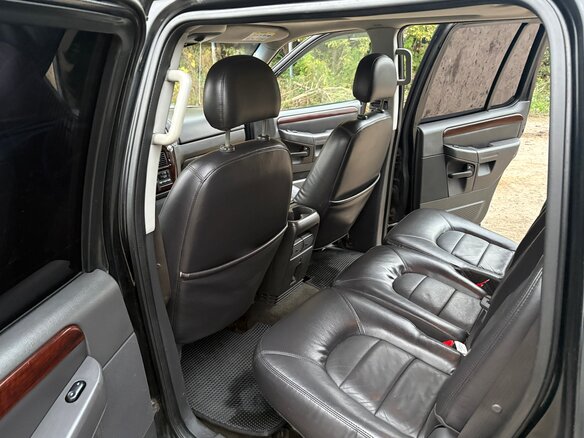 2005 Ford Explorer III, чёрный - вид 32