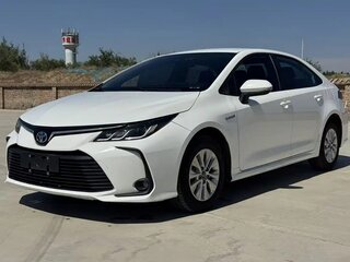 2023 Toyota Corolla XII (E210), белый, 1545000 рублей, вид 1