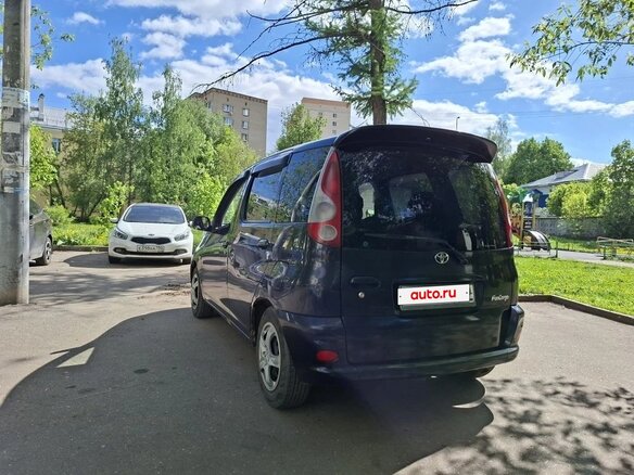 2001 Toyota FunCargo, чёрный, 330000 рублей - вид 7