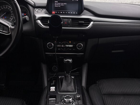 2018 Mazda 6 III (GJ) Рестайлинг, серый, 1690000 рублей - вид 8
