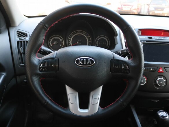 2010 Kia Ceed I Рестайлинг, красный, 640000 рублей - вид 12