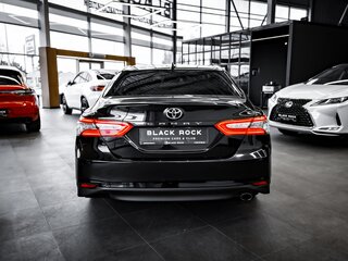 2019 Toyota Camry VIII (XV70), чёрный, 2540000 рублей, вид 5