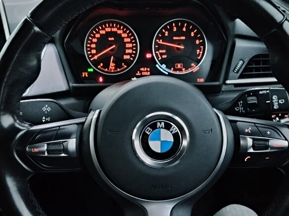 2015 BMW 2 серии Active Tourer 218i F45, белый, 1300000 рублей - вид 5