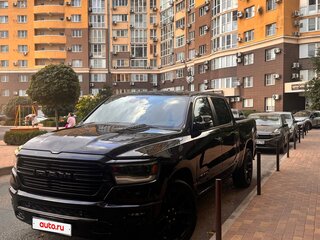 2022 Ram 1500 Crew Cab V, чёрный, 8200000 рублей, вид 1