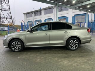2018 Volkswagen Jetta VI Рестайлинг, бежевый, 1079000 рублей, вид 2