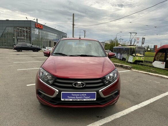 2026 Lada (ВАЗ) Granta I Рестайлинг, красный, 1087000 рублей - вид 8