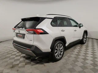 2021 Toyota RAV4 V (XA50), белый, 3149000 рублей, вид 5