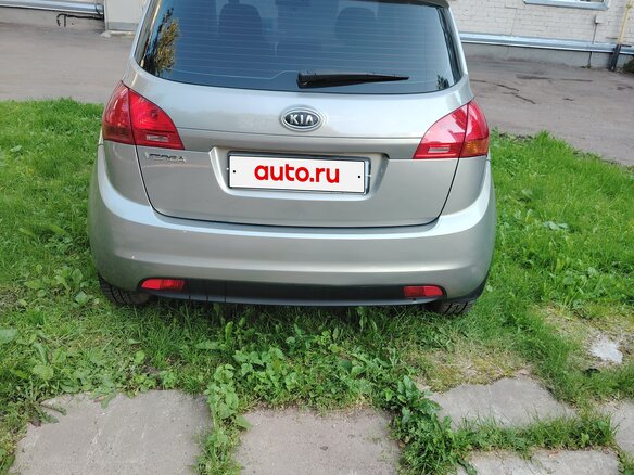 2012 Kia Venga 5-speed I, серебристый, 700000 рублей - вид 5