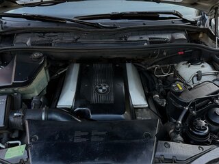 2001 BMW X5 4.4i I (E53), серебристый, 930000 рублей, вид 4