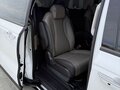 2024 Kia Carnival IV Рестайлинг, белый, 6300000 рублей - вид 10