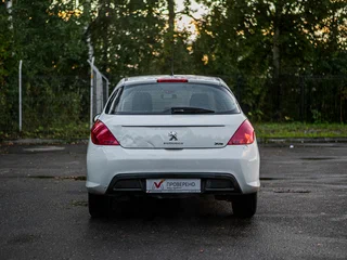 2011 Peugeot 308 I Рестайлинг, белый, 510000 рублей, вид 4