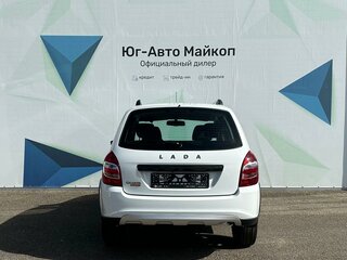 2026 Lada (ВАЗ) Granta Cross I Рестайлинг, белый, 1196000 рублей, вид 4