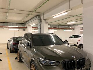 2023 BMW X5 40i IV (G05/G18), зелёный, 11000000 рублей, вид 3