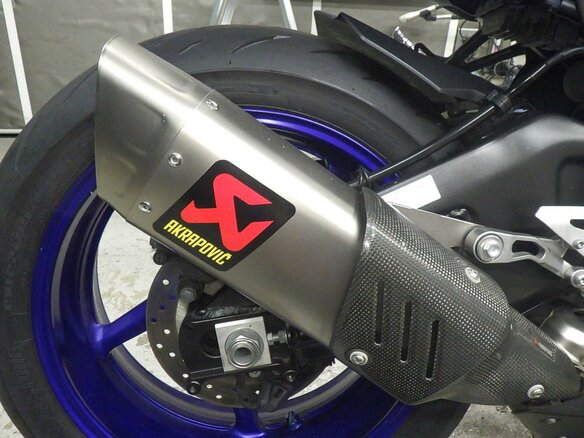 2017 Yamaha MT-10, синий, 1329000 рублей - вид 6