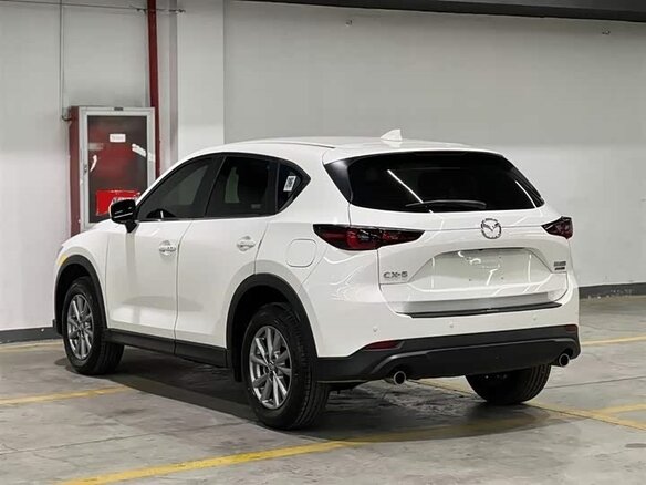 2026 Mazda CX-5 II Рестайлинг, белый - вид 1
