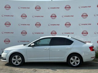 2017 Skoda Octavia III (A7) Рестайлинг, белый, 1449000 рублей, вид 2