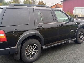 2006 Ford Explorer IV, чёрный, 750000 рублей, вид 2