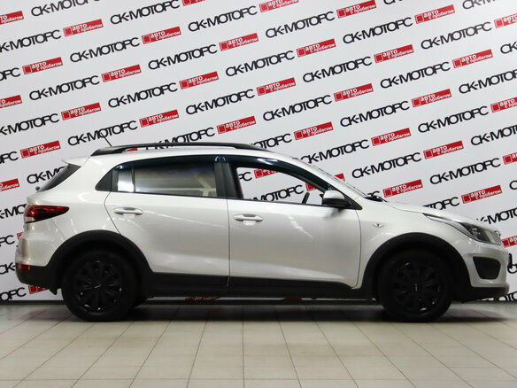 2018 Kia Rio X-Line IV, серебристый, 1180170 рублей - вид 2