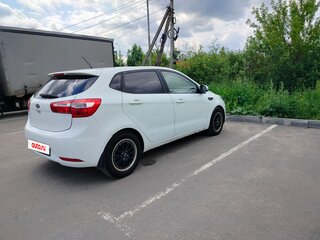 2012 Kia Rio 5-speed III, белый, 510000 рублей, вид 3