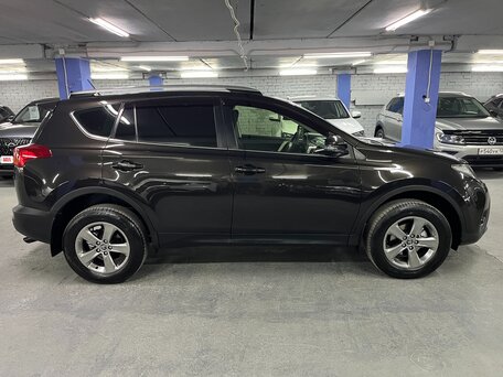 2015 Toyota RAV4 IV (XA40), коричневый, 1935000 рублей, вид 4