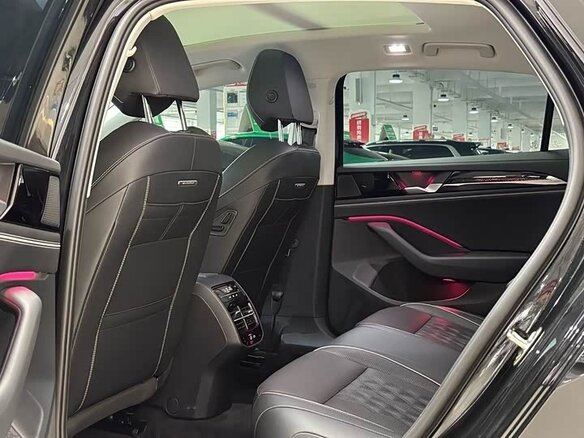 2026 Volkswagen Magotan B9, чёрный, 4517055 рублей - вид 9