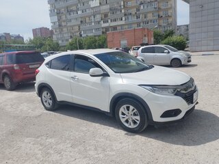 2019 Honda Vezel I Рестайлинг, белый, 1875000 рублей, вид 5