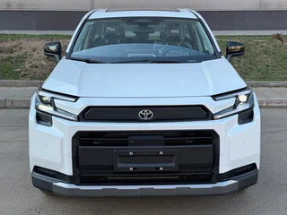2026 Toyota RAV4 VI (XA60), белый, 4000000 рублей, вид 2