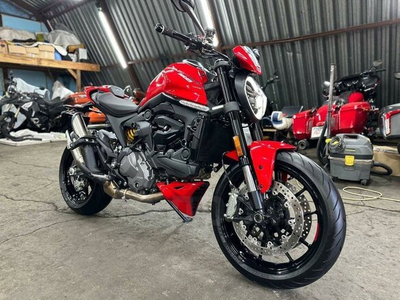 2021 Ducati Monster 937, красный, 1080000 рублей