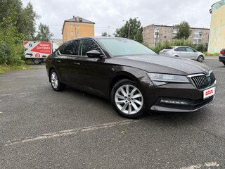 2021 Skoda Superb III Рестайлинг, коричневый, 2490000 рублей, вид 2