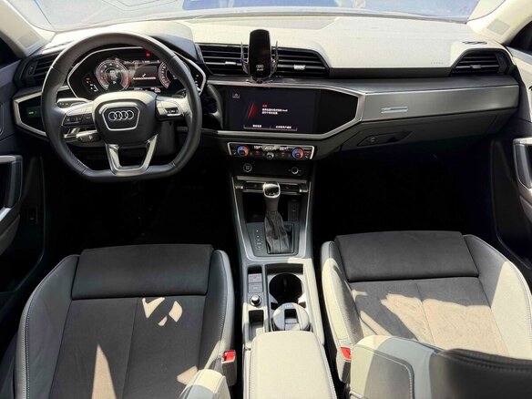 2023 Audi Q3 35 TFSI II (F3), белый, 1900000 рублей - вид 4