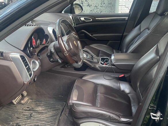 2012 Porsche Cayenne S II (958), чёрный, 1700000 рублей - вид 5