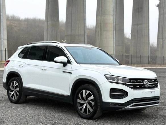 2022 Volkswagen Tayron I, белый - вид 1