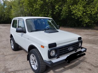 2019 Lada (ВАЗ) 2121 (4x4) I Рестайлинг, белый, 600000 рублей, вид 2