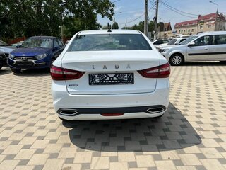 2026 Lada (ВАЗ) Vesta I Рестайлинг (NG), белый, 1785000 рублей, вид 5