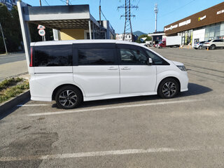 2020 Honda Stepwgn Spada V Рестайлинг, белый, 2140000 рублей, вид 3