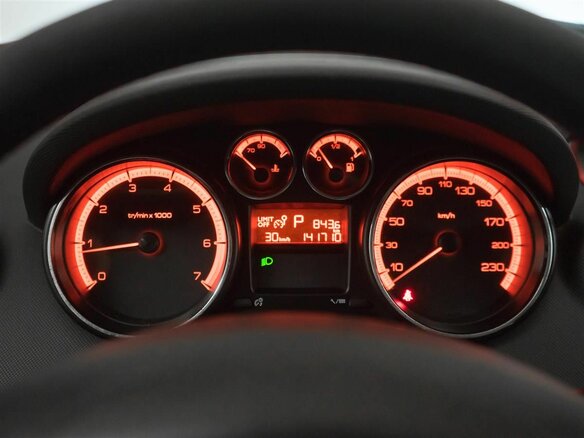 2013 Peugeot 408 I, красный, 539000 рублей - вид 13