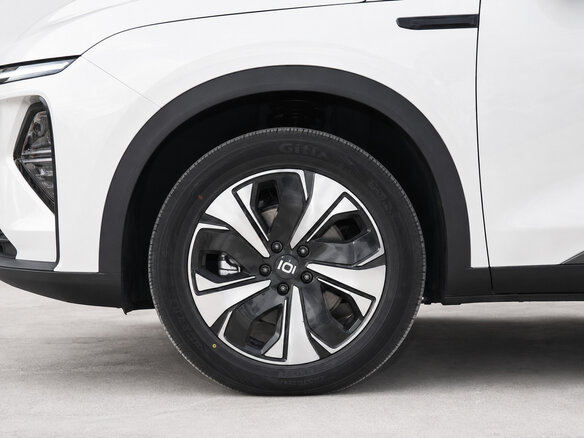 2026 Changan Qiyuan Q05 51.9 kWh II, белый, 2050000 рублей - вид 7