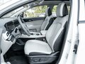 2026 Kia Sportage V Рестайлинг, белый, 3832500 рублей - вид 9