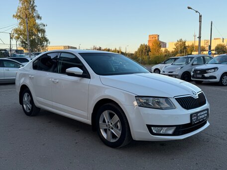 2014 Skoda Octavia III (A7), белый, 1270000 рублей, вид 3