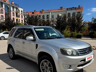 2008 Ford Escape I Рестайлинг 2, серебристый, 700000 рублей, вид 1