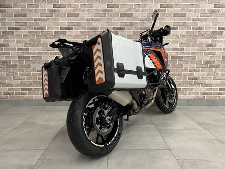 2017 KTM 1290 Super Adventure S, чёрный, 1163000 рублей, вид 5